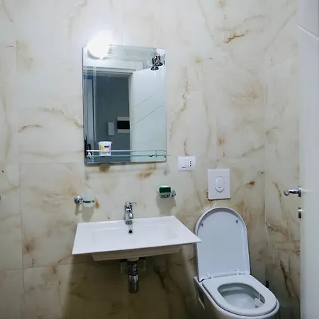 Aren Penthouse Апартаменты Влёра